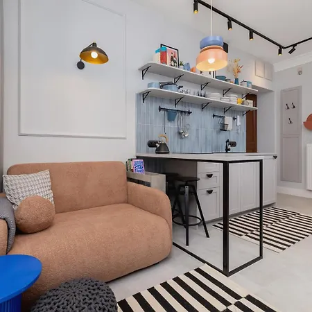 Apartament - Kalwaryjska 72 *