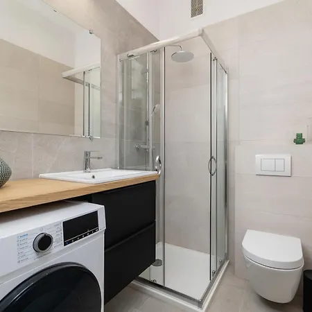 - Kalwaryjska 72 Apartament